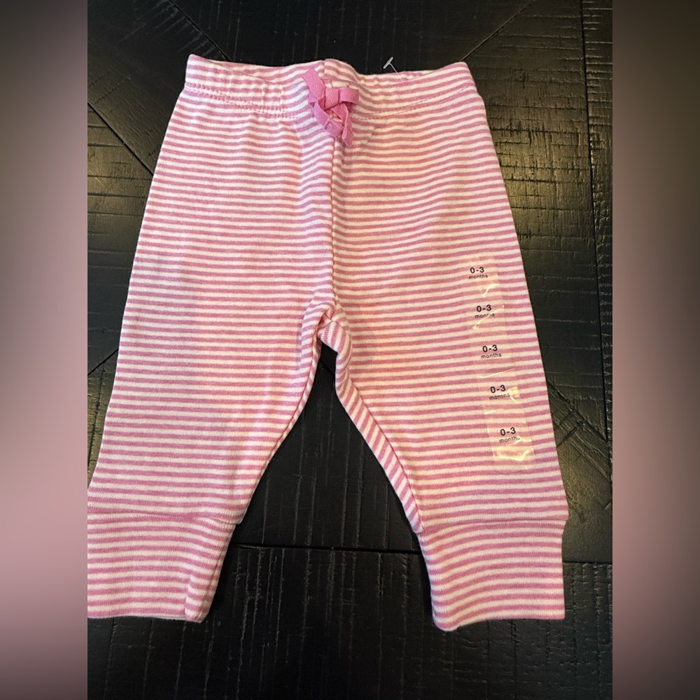 NWT Baby GAP Pink and White Striped Pants with Pink Bow/Tie on Front. 0-3 mos